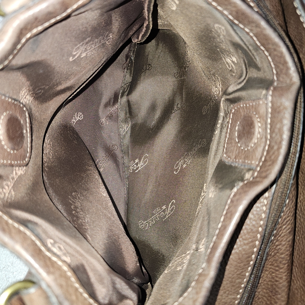 Elegant Brown Leather Handbag - Picture 11 of 16